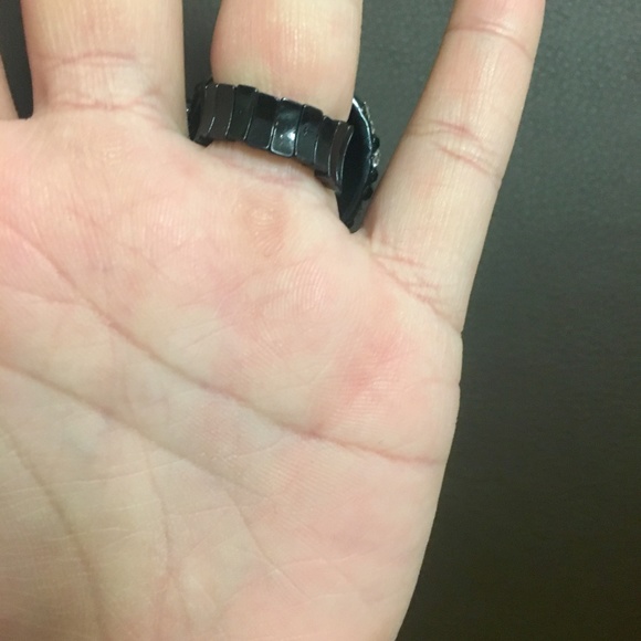 Statement ring - Picture 2 of 3